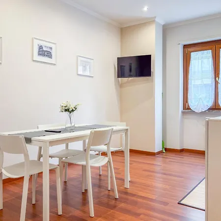 Hc - Gerani Lovely With Balcony! Daire Roma