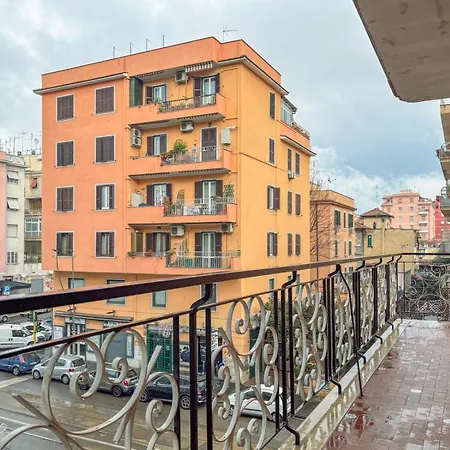 Hc - Gerani Lovely With Balcony! Roma